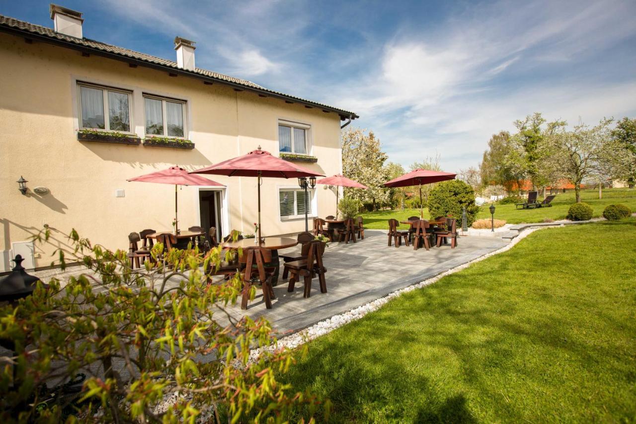 Pension Knoll Schorfling Bagian luar foto